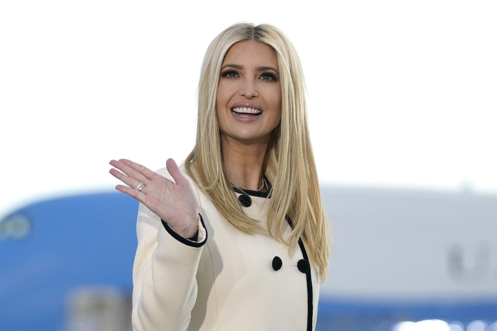 Хто така Іванка Трамп? Все про її чоловіка, дітей і складні стосунки з Меланією